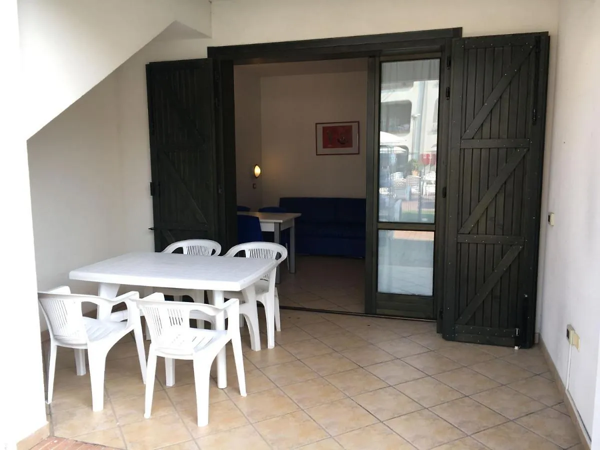 Belvilla By Oyo Apartment In Lido Di Spina Italy